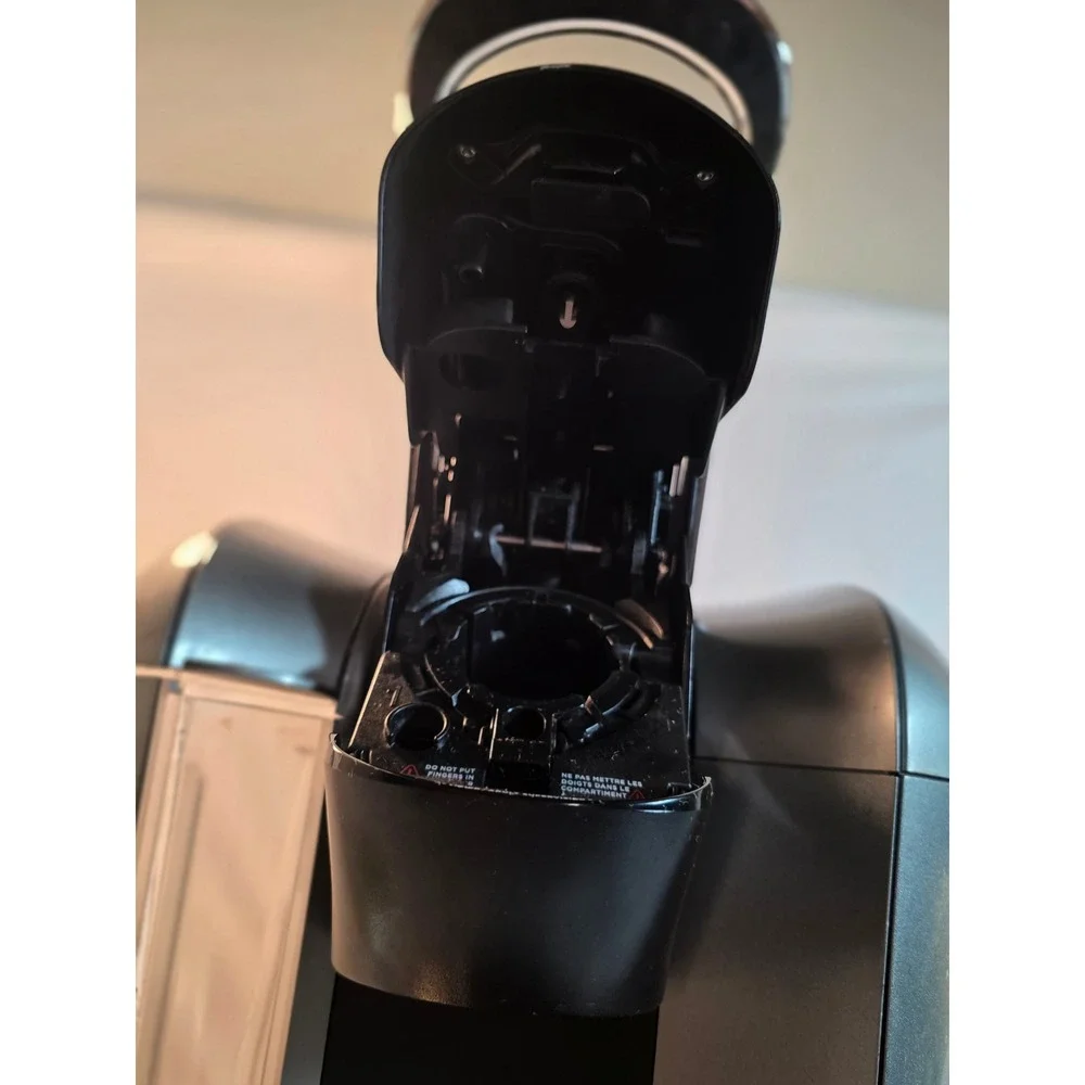 Keurig 2.0 K400 Series Coffee Maker Single Serve Carafe Brewer Charcoal Gray
